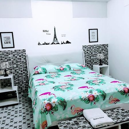 Stylus Hotel Iquitos Exteriör bild